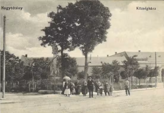 Szentháromság tér
